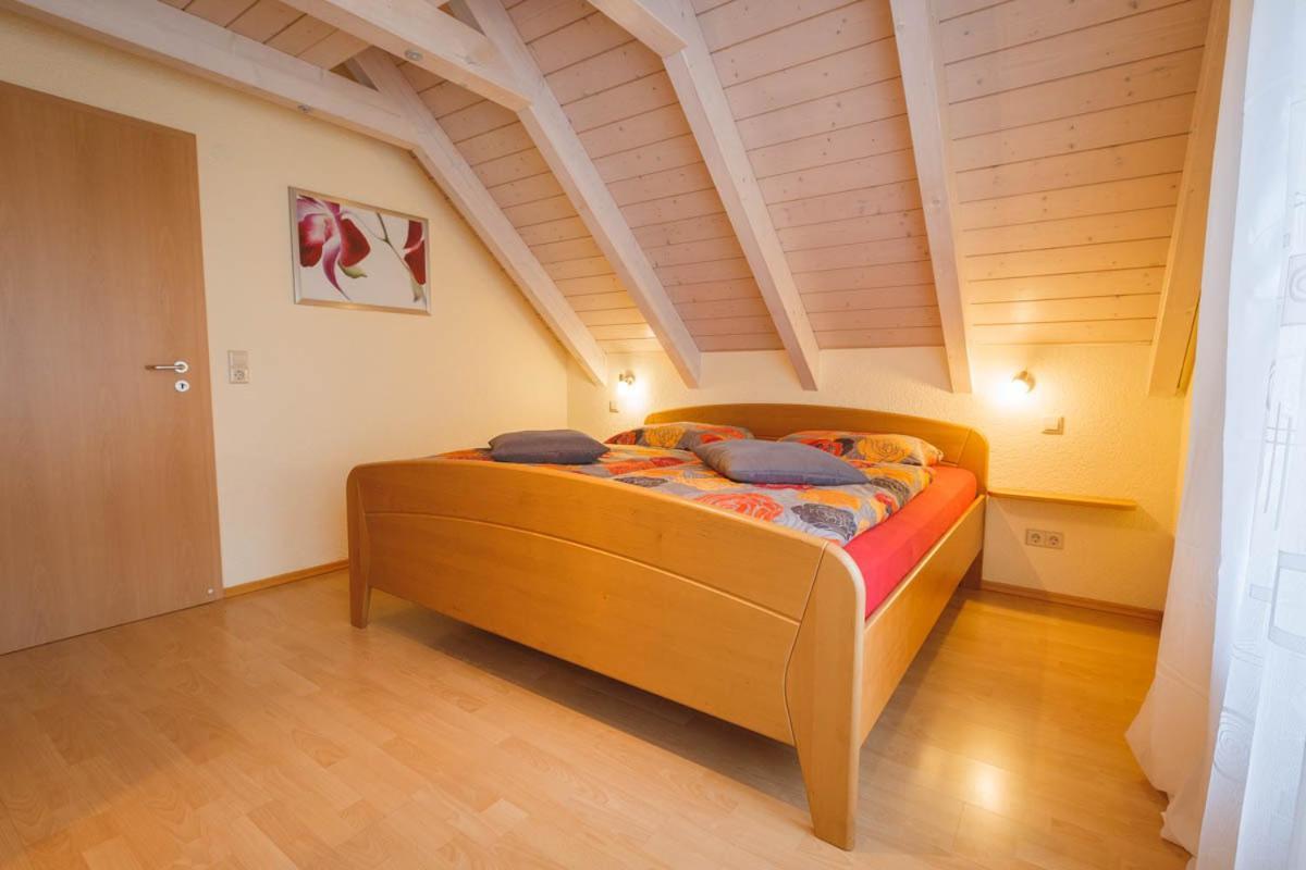 Gaestehaus Maeder Am Hafen Uhldingen-Mühlhofen Habitación foto
